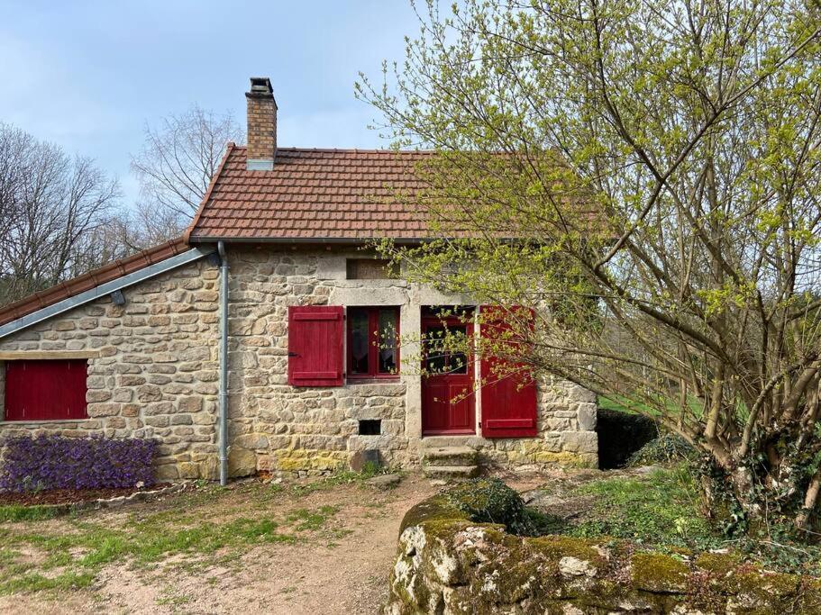 Maison Du Petit Poete Quarré-les-Tombes Exteriör bild